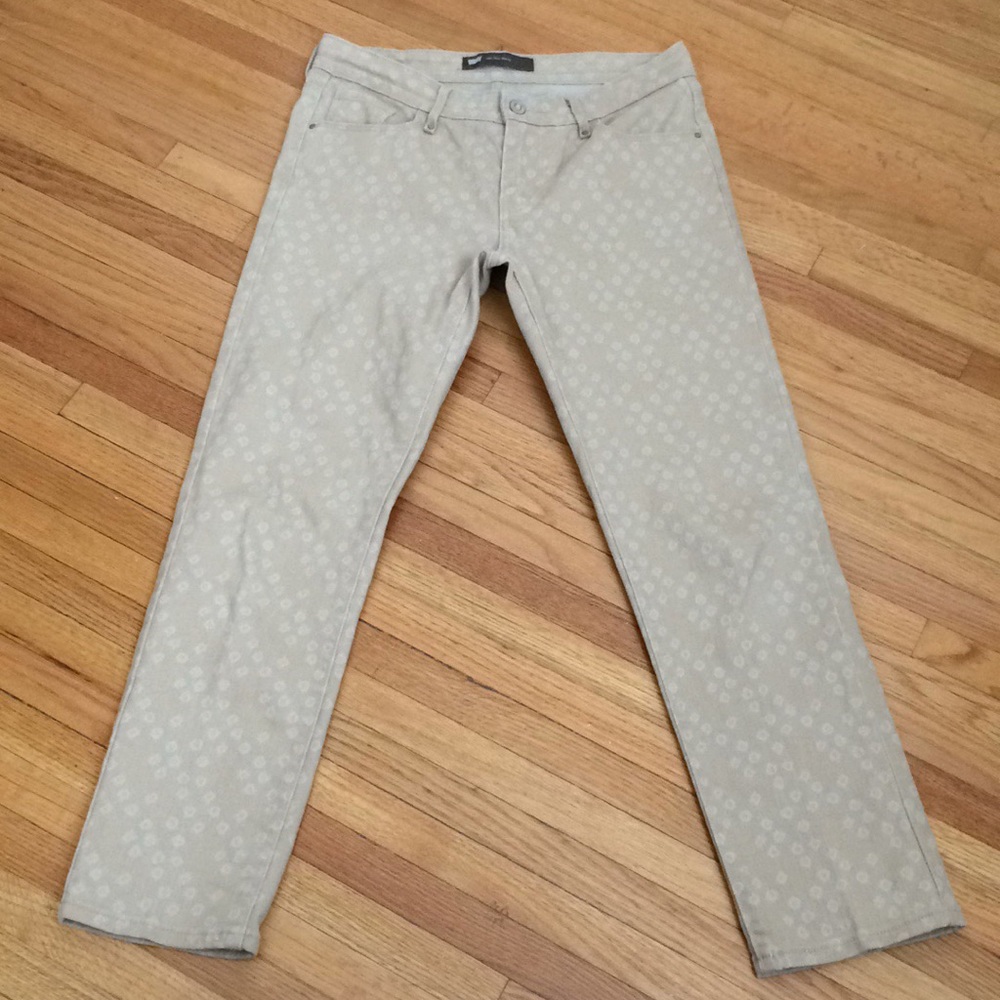Levi’s print mid rise ankle length skinny
